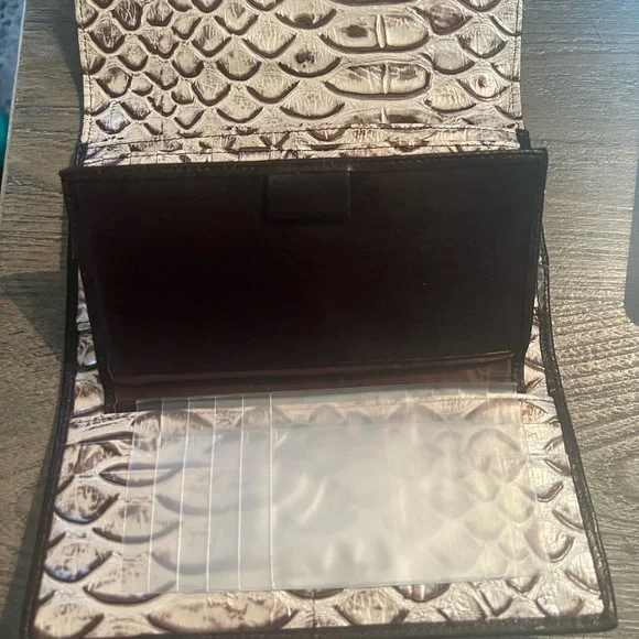 Brahmin Pearl Dragon Priscilla Satchel & Wallet - Picture 8 of 8